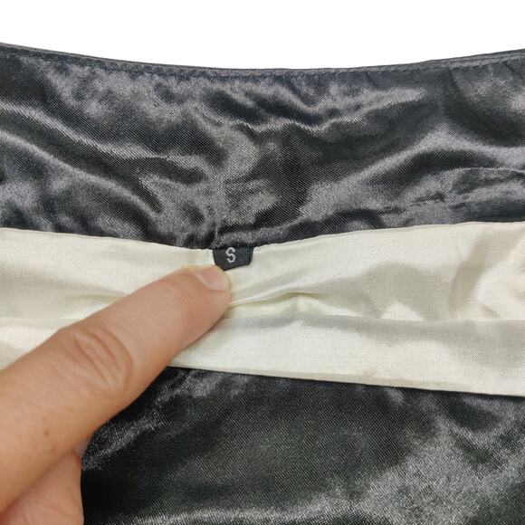 Vtg Pleated Chiffon Cream Black Ribbon Print A-Line Skirt Small Preppy Coquette - Picture 7 of 11